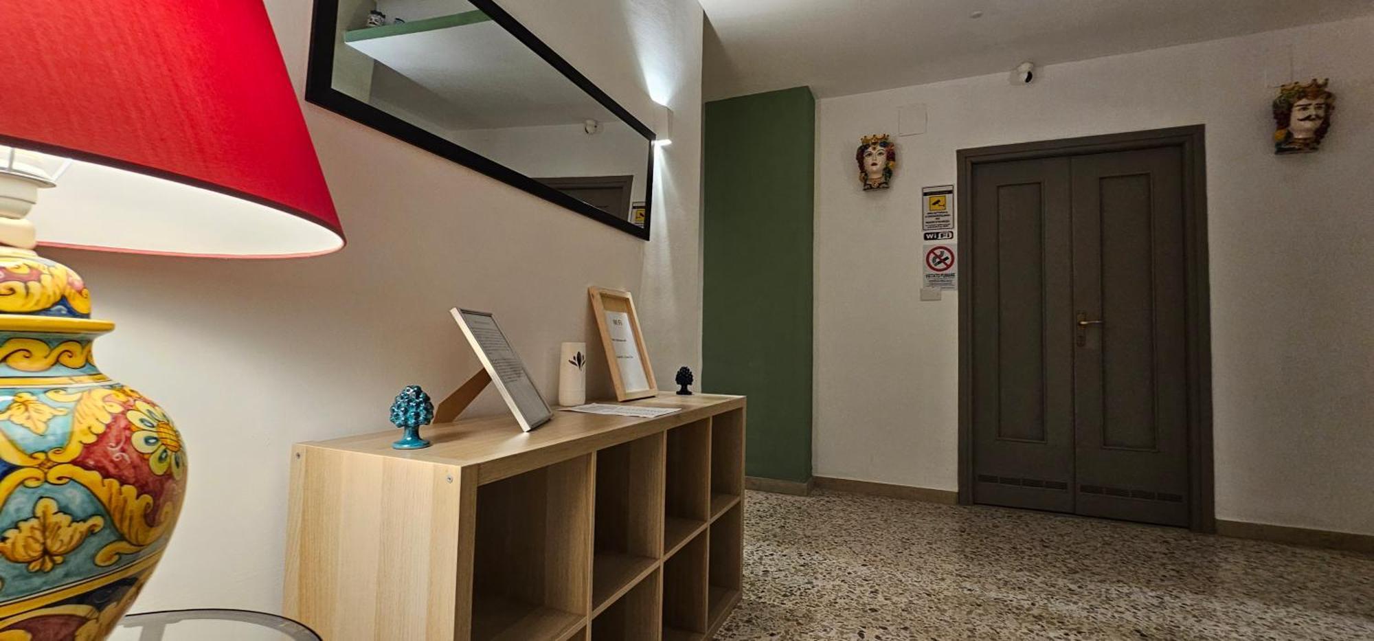 Apartamento Palermo Belmonte Florio Exterior foto