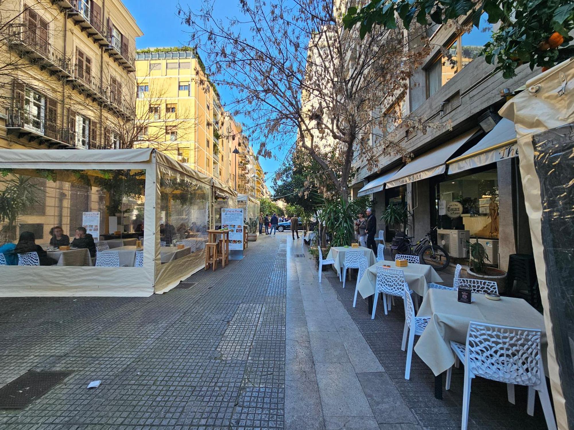 Apartamento Palermo Belmonte Florio Exterior foto